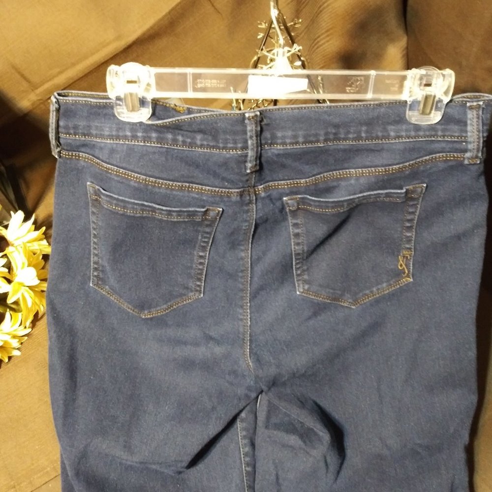 368 jeaniemade Size10s Style& Co. Bell-Bottoms - Picture 4 of 4